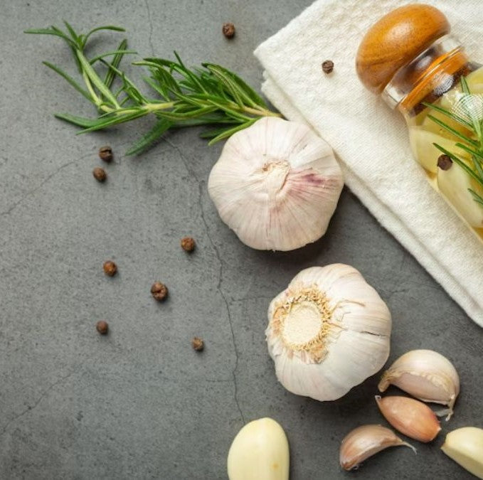Garlic essential oil - Incense Route